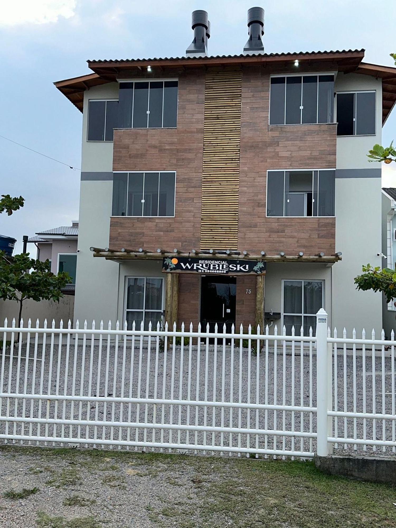 Residencial Wrubleski Pinheira Eksteriør billede