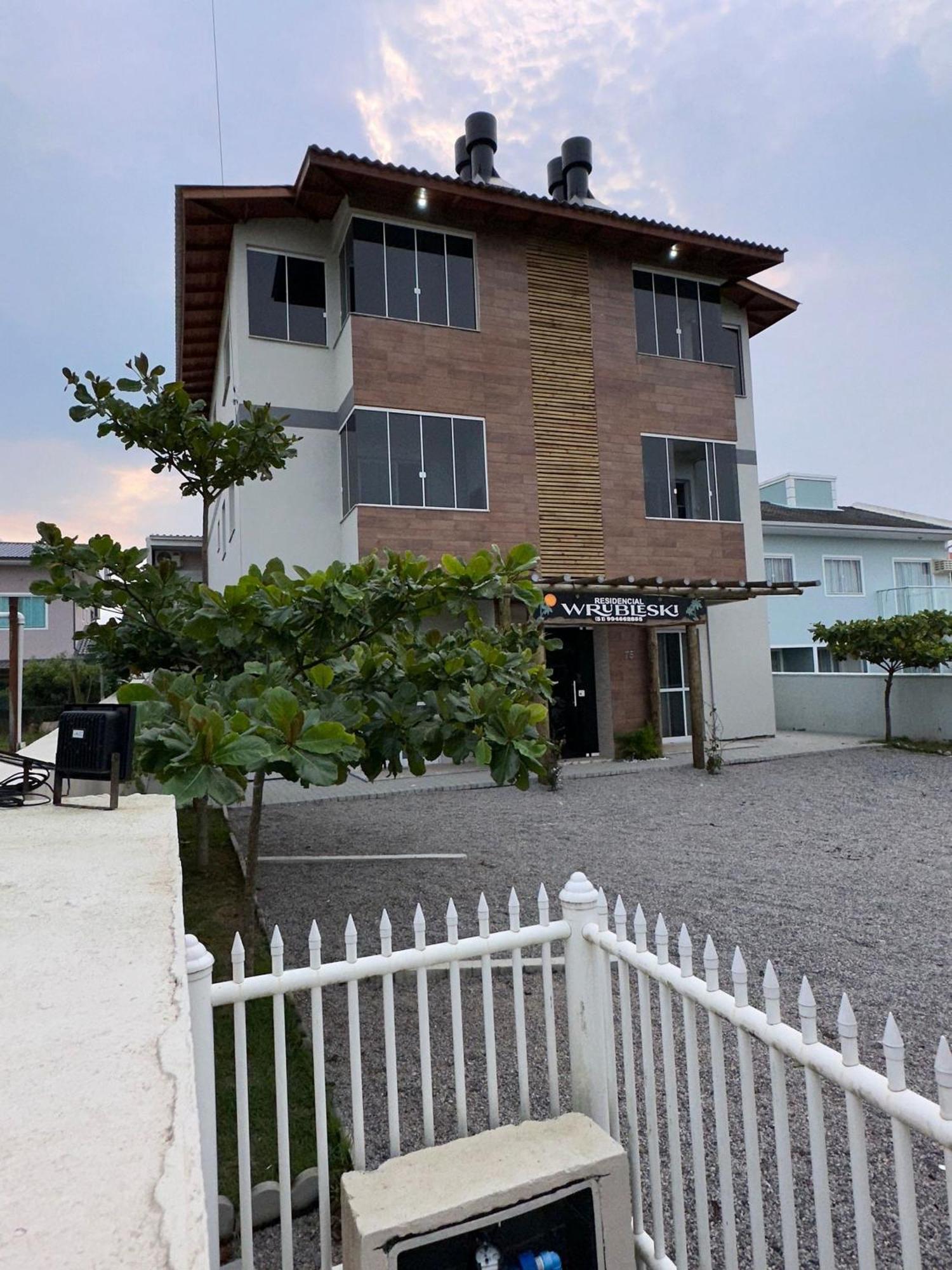 Residencial Wrubleski Pinheira Eksteriør billede