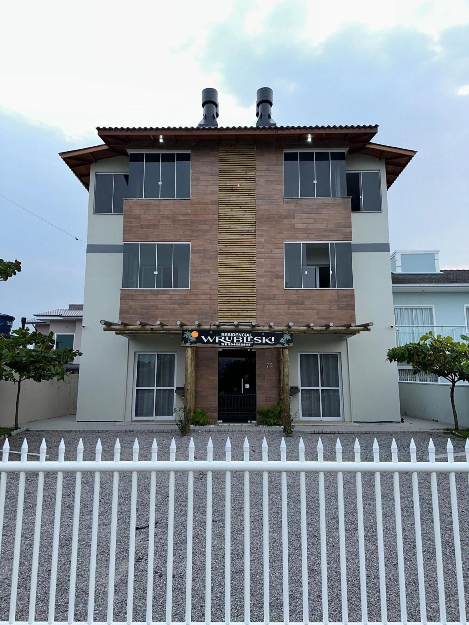 Residencial Wrubleski Pinheira Eksteriør billede